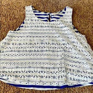 9-H15 StCL swing flowy tank top. Blue and white